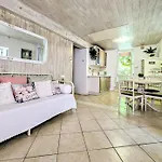 Apartment Via Torrazza 19 *
