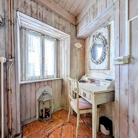 Via Torrazza 19 Apartment *