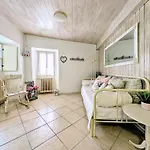 Apartment Via Torrazza 19 *