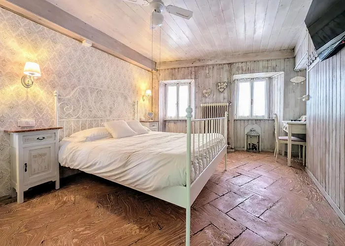 Via Torrazza 19 아파트 *