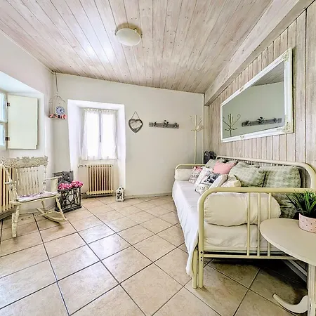 Lejlighed Via Torrazza 19 *